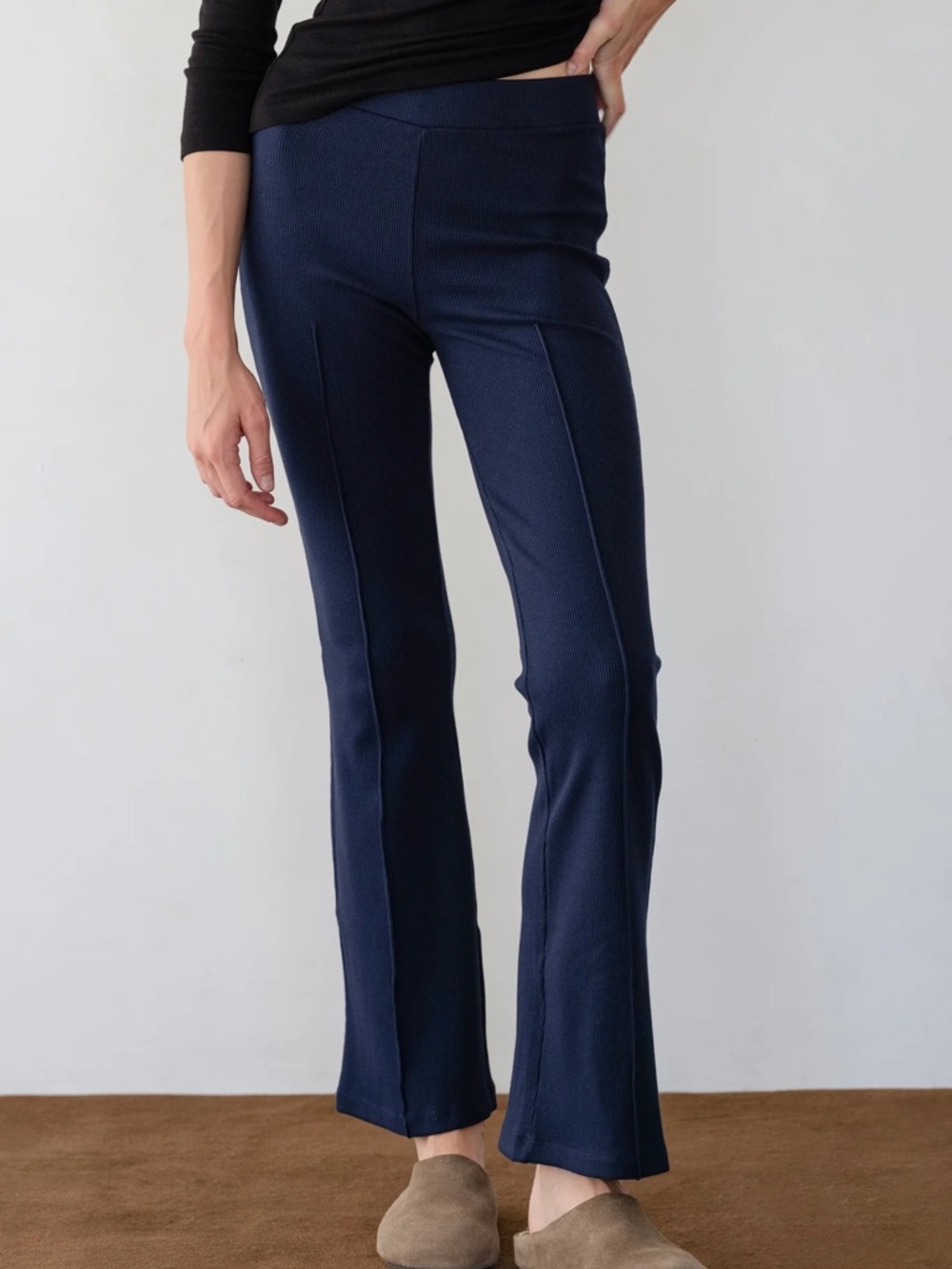 Donni Rib Kick Flare Navy